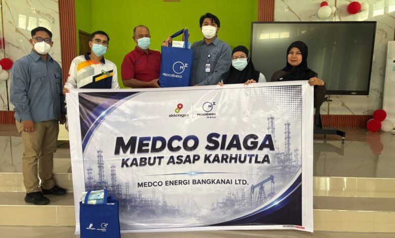 Medco Energi Bangkanai Ltd Bagikan Masker ke Masyarakat dan Pelajar