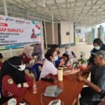 Bantu Warga Terdampak Kabut Asap, PT SMM Bagikan Masker dan Pengobatan Gratis