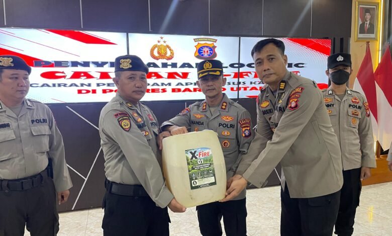 Polsek di Barito Utara Dibekali Cairan Pemadam X-Fire Polsek di Barito Utara Dibekali Cairan Pemadam X-Fire