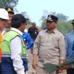 Tinjau Jembatan Lemo, Shalahuddin Minta Kontraktor Utamakan Mutu Konstruksi