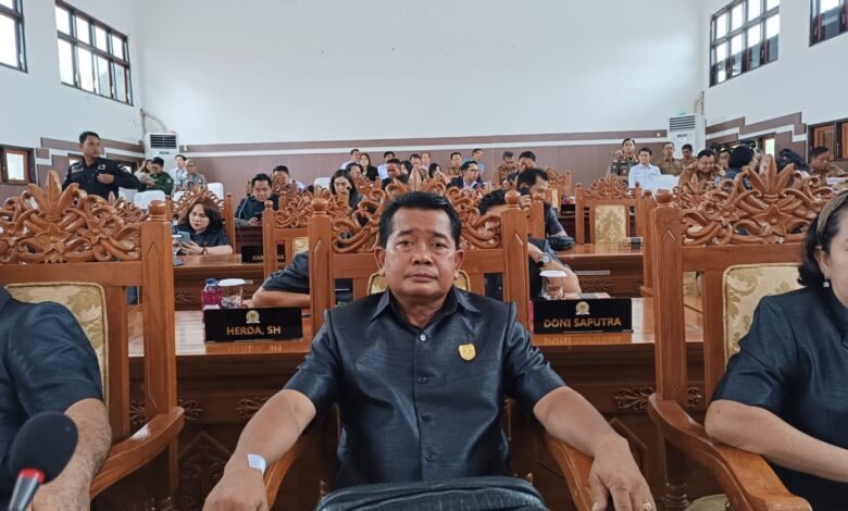 DPRD Gumas Minta Dinas PU Percepat Perbaikan Jalan Sebelum Musim Hujan