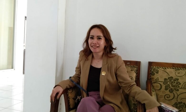 Nomi Aprilia Soroti Anggaran Pendidikan, Kesejahteraan Tenaga Penunjang hingga Kabut Asap